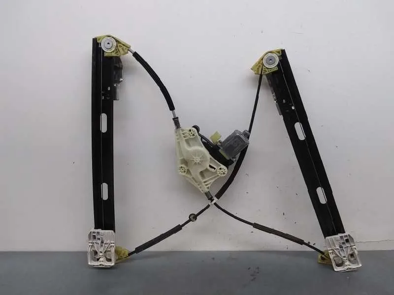 Elevalunas Delantero Derecho para Seat Leon (5F1)