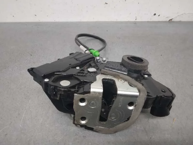 Cerradura Puerta Delantera Derecha para Toyota Yaris