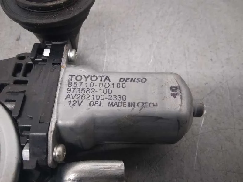 Elevalunas Delantero Derecho para Toyota Yaris
