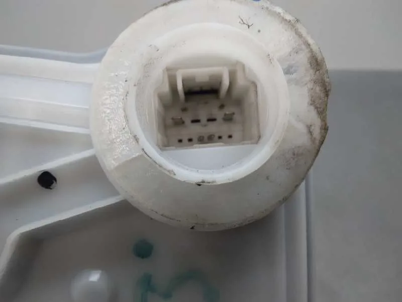 Cerradura Puerta Delantera Derecha para Toyota Corolla (E18)