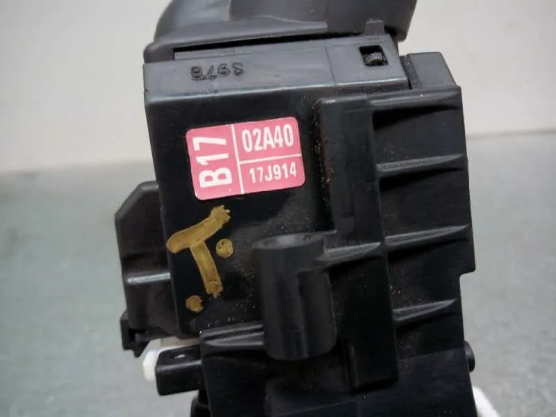 Mando Limpia para Toyota Corolla (E18)