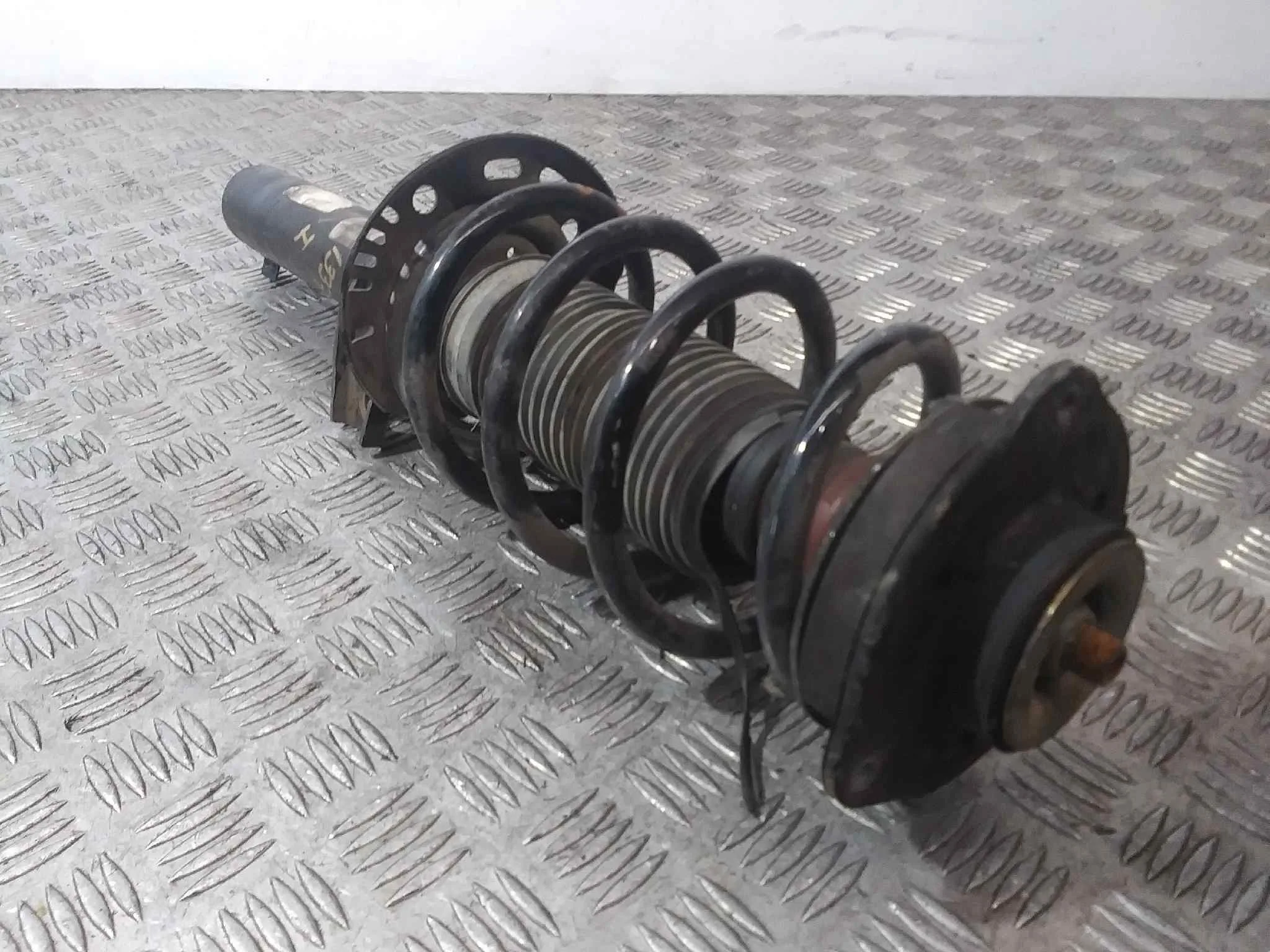 Amortiguador Delantero Izquierdo para Seat Altea Xl (5P5)