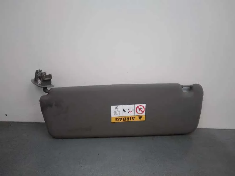 Parasol Derecho para Nissan Nv 400