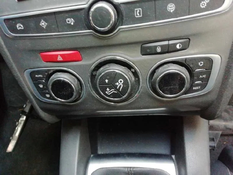 Mando Climatizador para Citroën C4 Lim.