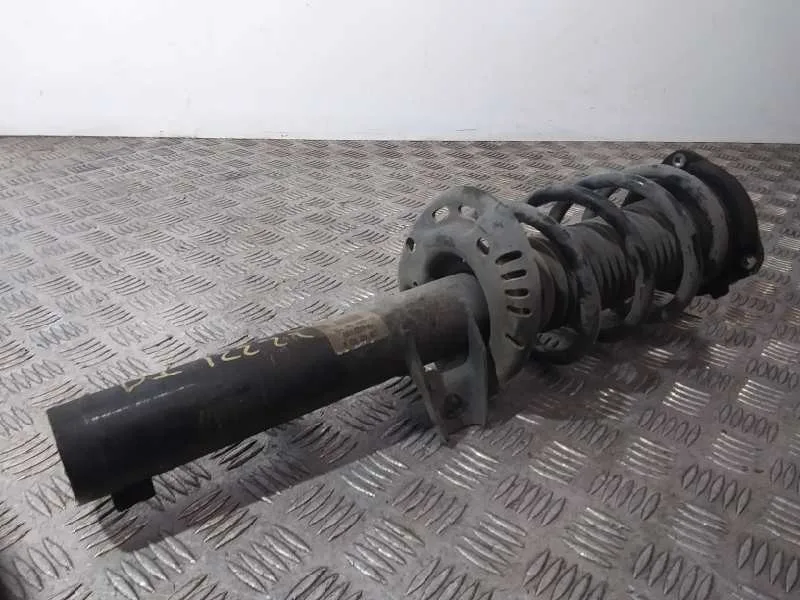 Amortiguador Delantero Izquierdo para Volkswagen Passat Variant (365)