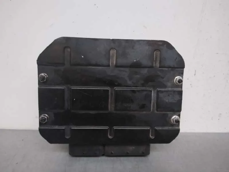 Centralita Motor Uce para Opel Astra J Lim.