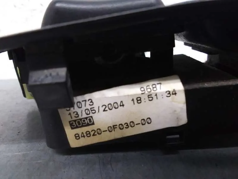 Mando Elevalunas Delantero Izquierdo para Toyota Corolla Verso (R1)