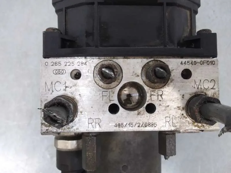 Abs para Toyota Corolla Verso (R1)