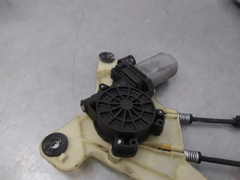 Elevalunas Delantero Derecho para Nissan Nv 400