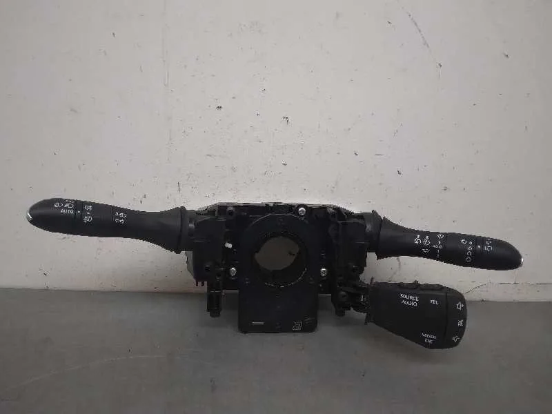 Mando Multifuncion para Renault Megane Iv Berlina 5P