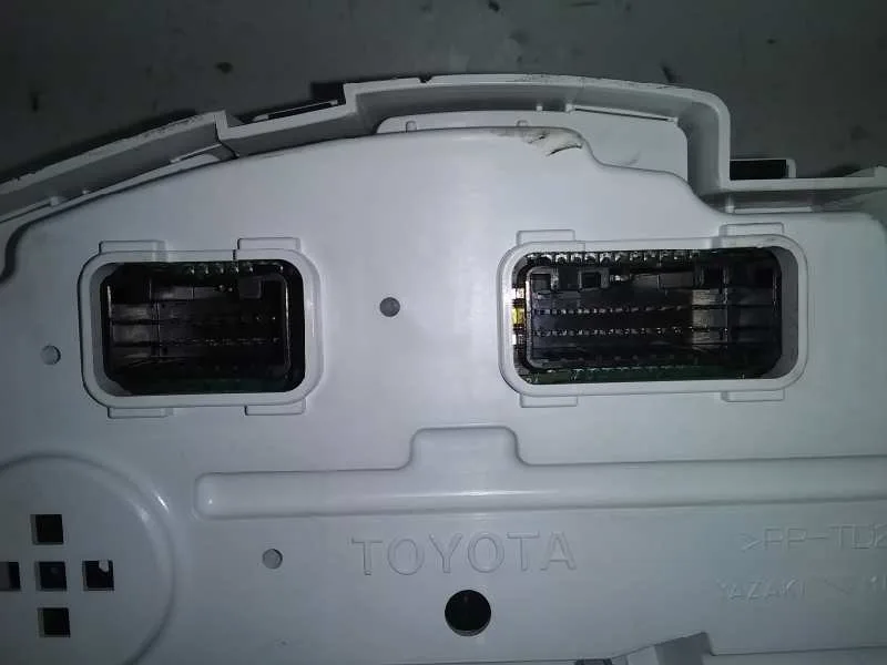 Cuadro Instrumentos para Toyota Iq