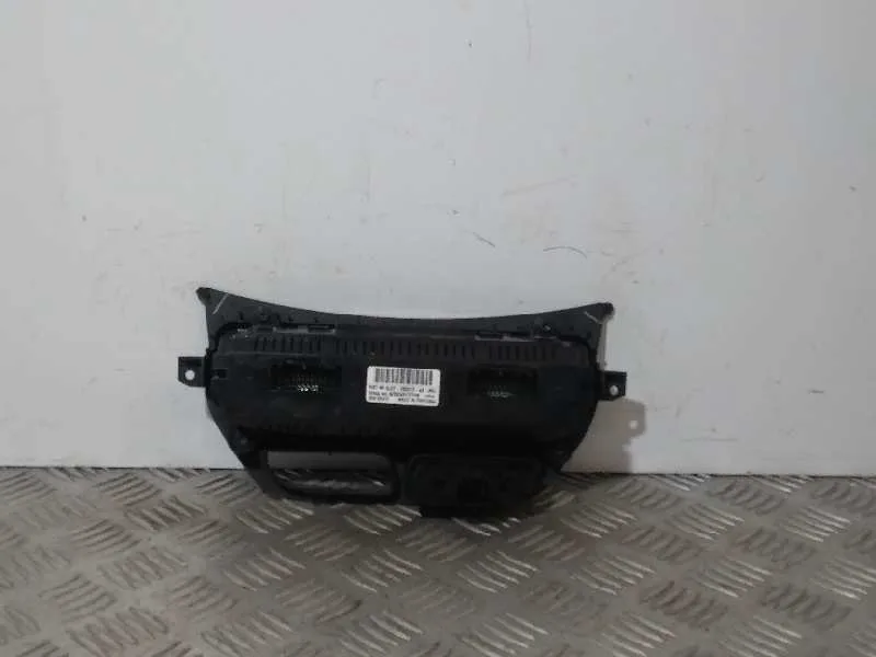 Mando Climatizador para Ford Kuga (Cbs)