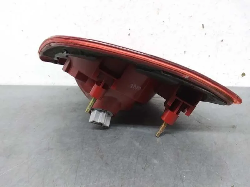 Piloto Trasero Derecho Interior para Mazda 3 Berlina (Bk)