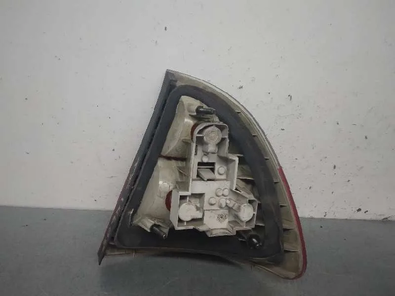 Piloto Trasero Izquierdo para Bmw Serie 3 Touring (E46)