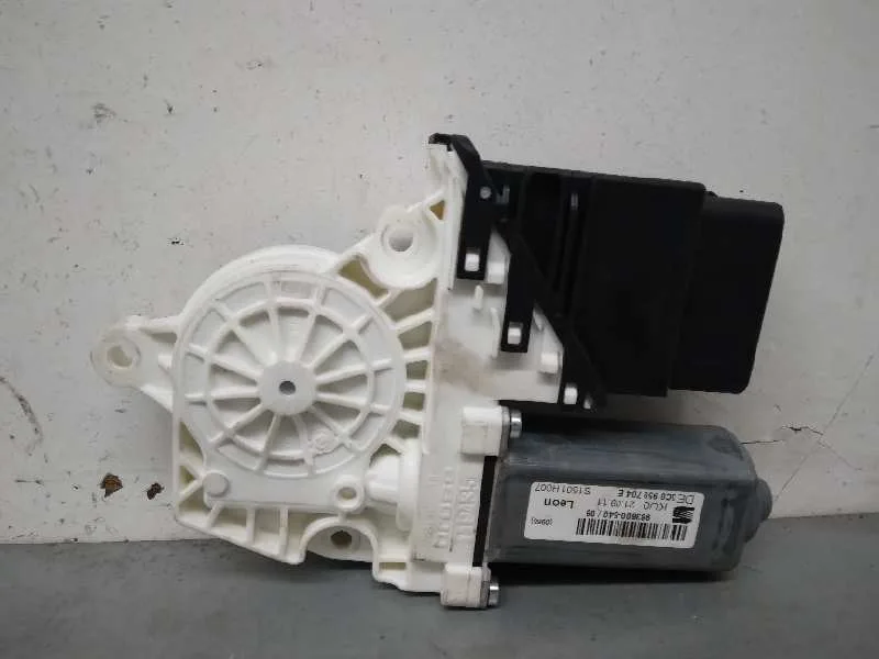 Motor Elevalunas Trasero Izquierdo para Seat Leon (1P1)