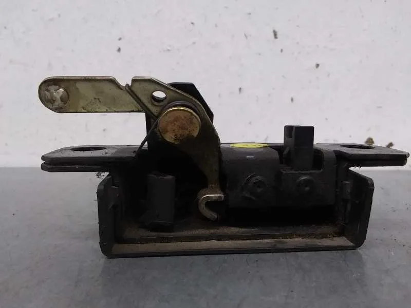Cerradura Maletero / Porton para Volkswagen Caddy Ka/Kb (2K)