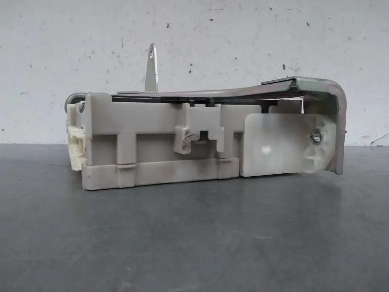 Caja Reles / Fusibles para Toyota Iq