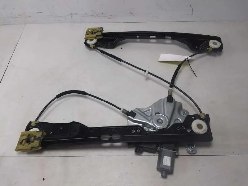 Elevalunas Delantero Derecho para Opel Zafira Tourer