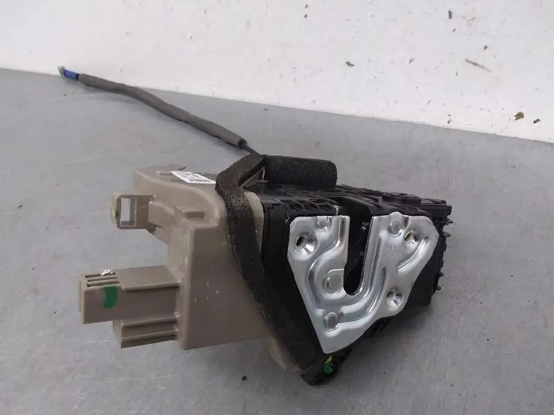 Cerradura Puerta Trasera Izquierda para Kia Xceed