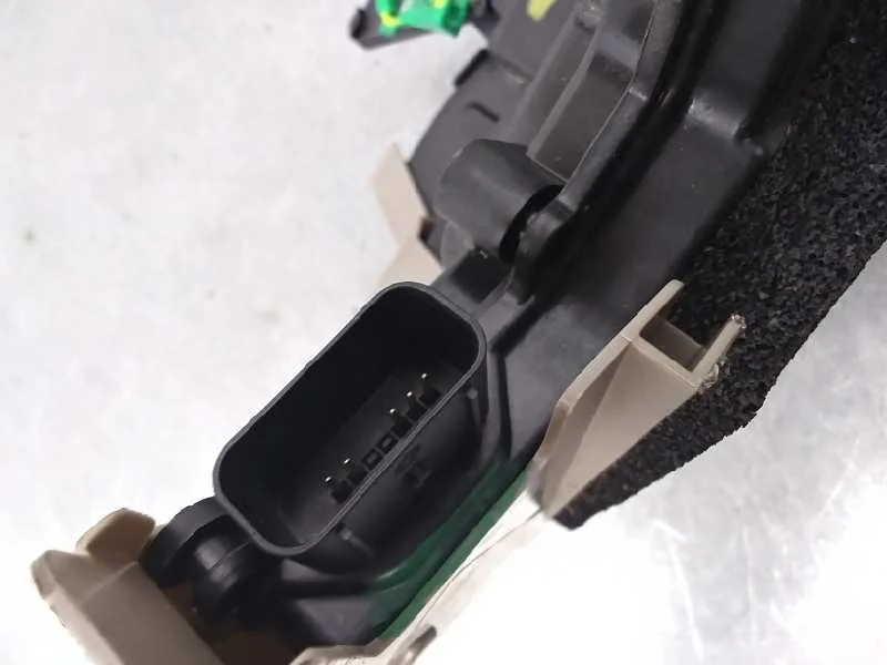 Cerradura Puerta Trasera Izquierda para Kia Xceed