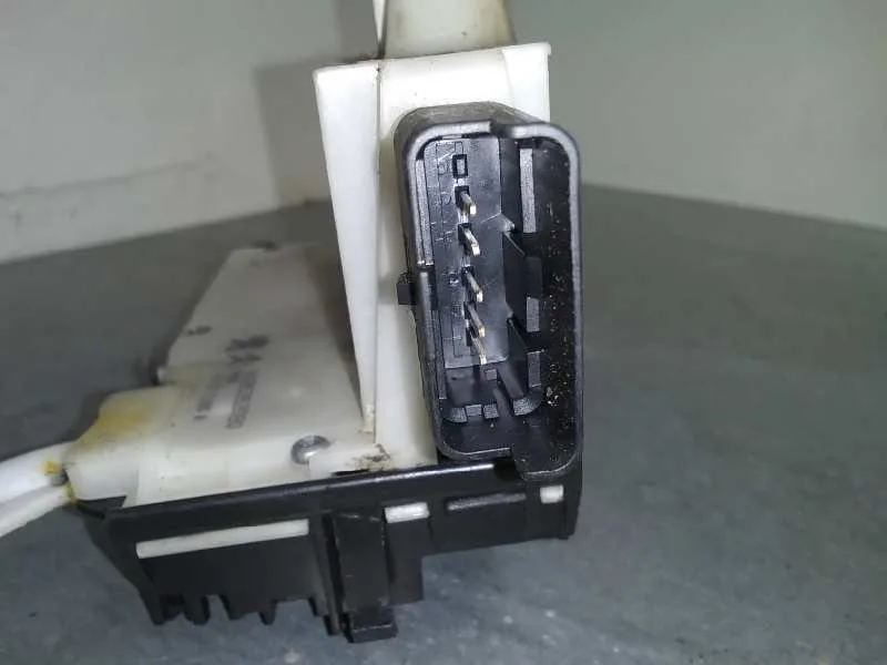 Cerradura Puerta Trasera Derecha para Citroën C4 Lim.