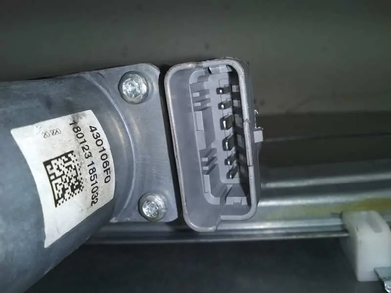 Elevalunas Delantero Derecho para Citroën C4 Lim.