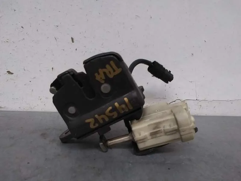 Cerradura Maletero / Porton para Alfa Romeo Gt (125)