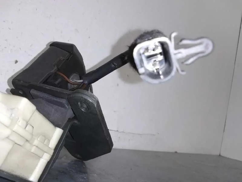 Cerradura Maletero / Porton para Alfa Romeo Gt (125)