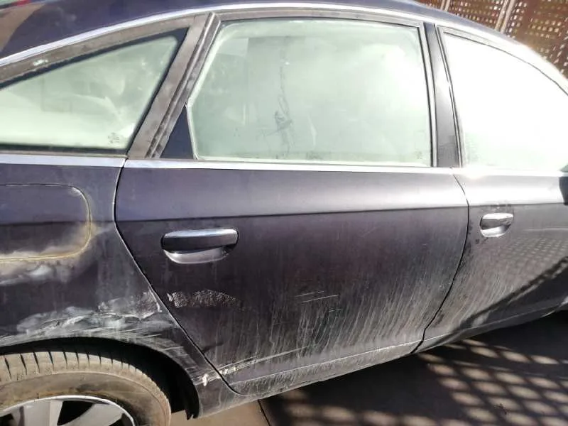 Puerta Trasera Derecha para Audi A6 Berlina (4F2)