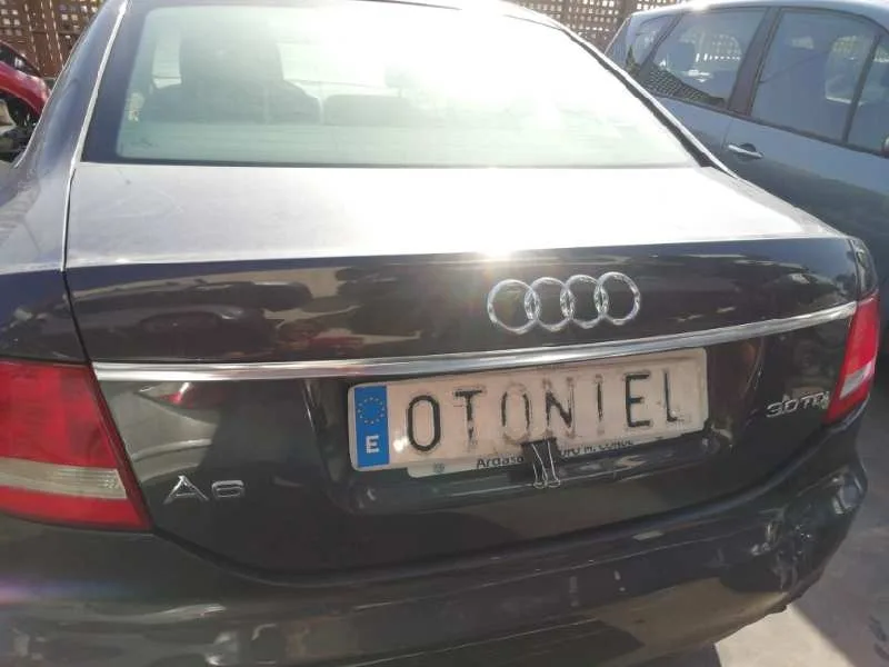 Tapa Maletero para Audi A6 Berlina (4F2)