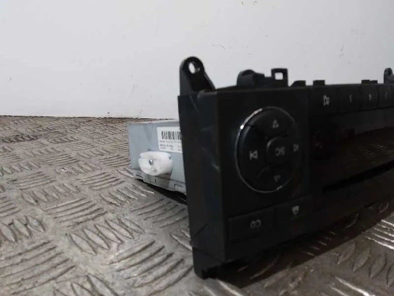Sistema Audio / Radio Cd para Mercedes-Benz Clase A (W169)