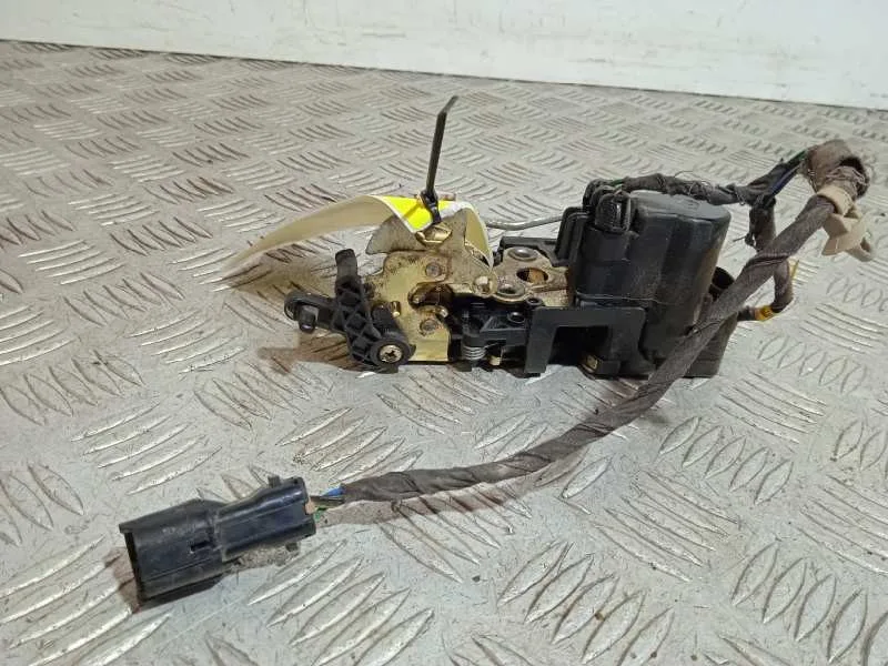 Cerradura Puerta Trasera Derecha para Ssangyong Rexton