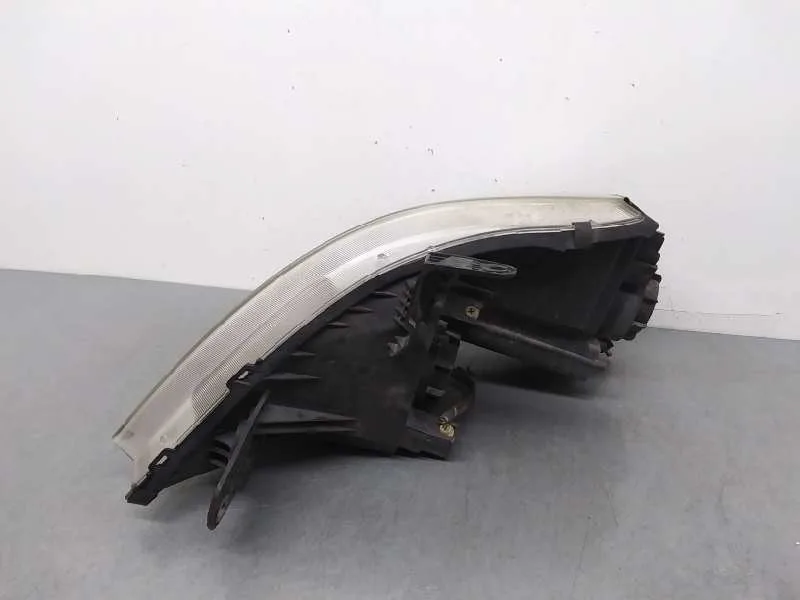 Faro Derecho para Ssangyong Rexton