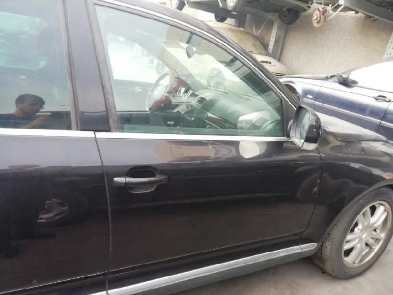 Puerta Delantera Derecha para Volkswagen Touareg (7La)