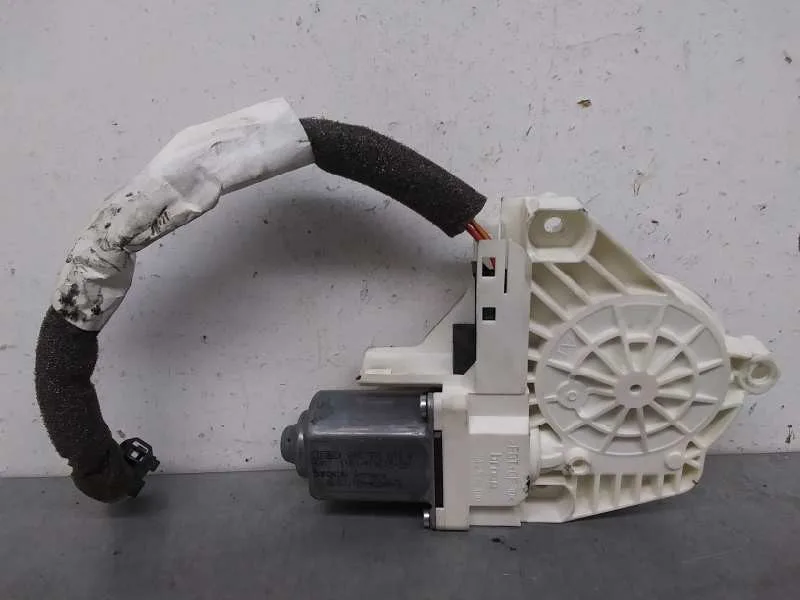 Motor Elevalunas Trasero Derecho para Skoda Superb Combi (3T5)