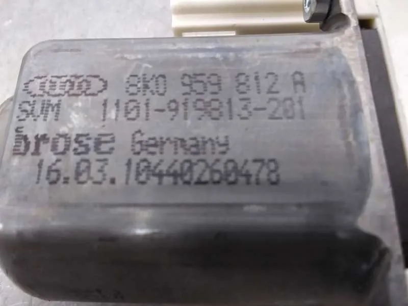 Motor Elevalunas Trasero Derecho para Skoda Superb Combi (3T5)
