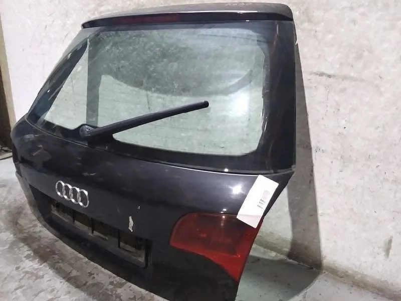 Porton Trasero para Audi A4 Avant (8E)