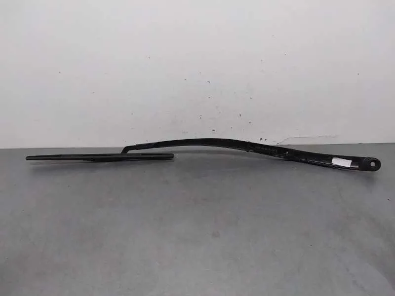 Brazo Limpia Delantero Derecho para Kia Xceed