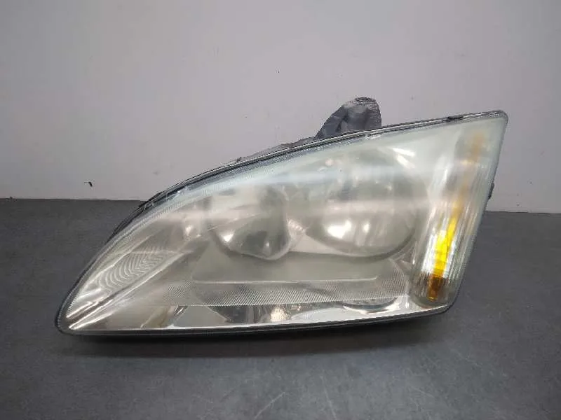 Faro Izquierdo para Ford Focus Berlina (Cap)