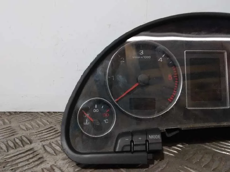 Cuadro Instrumentos para Audi A4 Avant (8E)