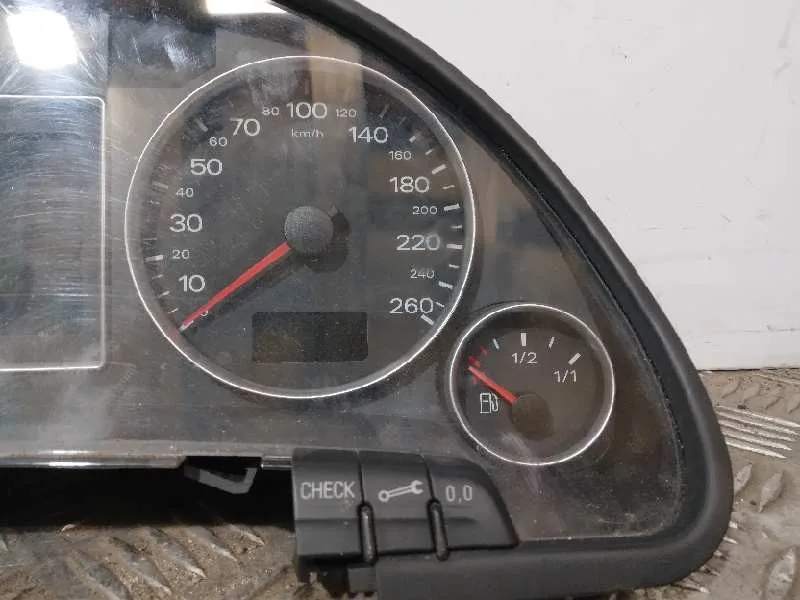 Cuadro Instrumentos para Audi A4 Avant (8E)