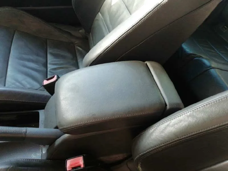 Apoyabrazos Central para Volkswagen Golf V Berlina (1K1)