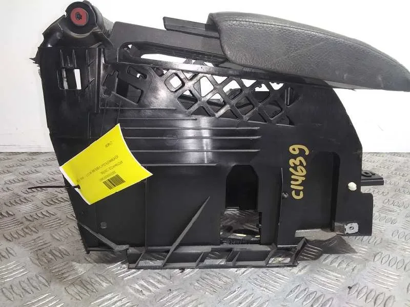 Apoyabrazos Central para Volkswagen Golf V Berlina (1K1)