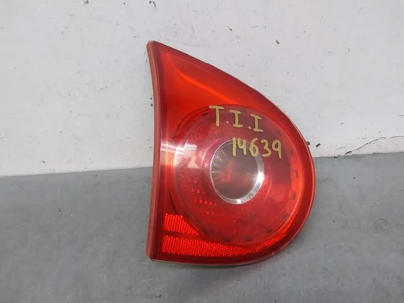 Piloto Trasero Izquierdo Interior para Volkswagen Golf V Berlina (1K1)