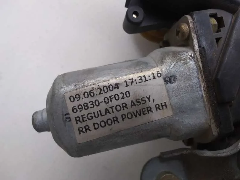 Elevalunas Trasero Derecho para Toyota Corolla Verso (R1)