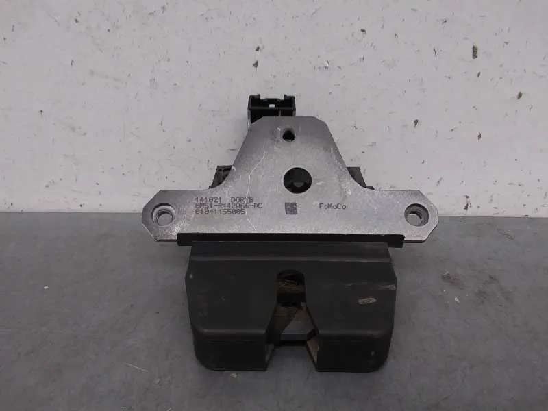 Cerradura Maletero / Porton para Ford Focus Turnier (Cb4)