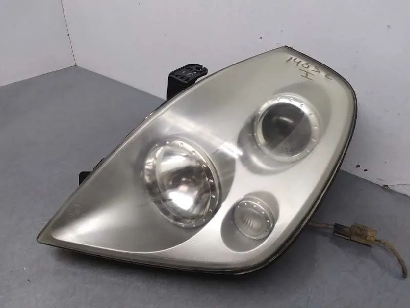 Faro Izquierdo para Ssangyong Rexton