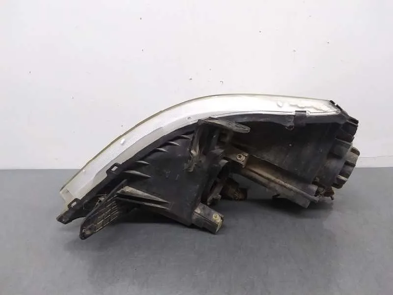 Faro Derecho para Ssangyong Rexton