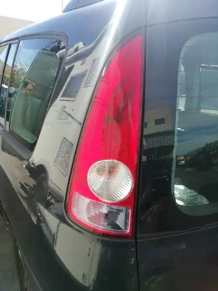 Piloto Trasero Izquierdo para Renault Espace Iv (Jk0)