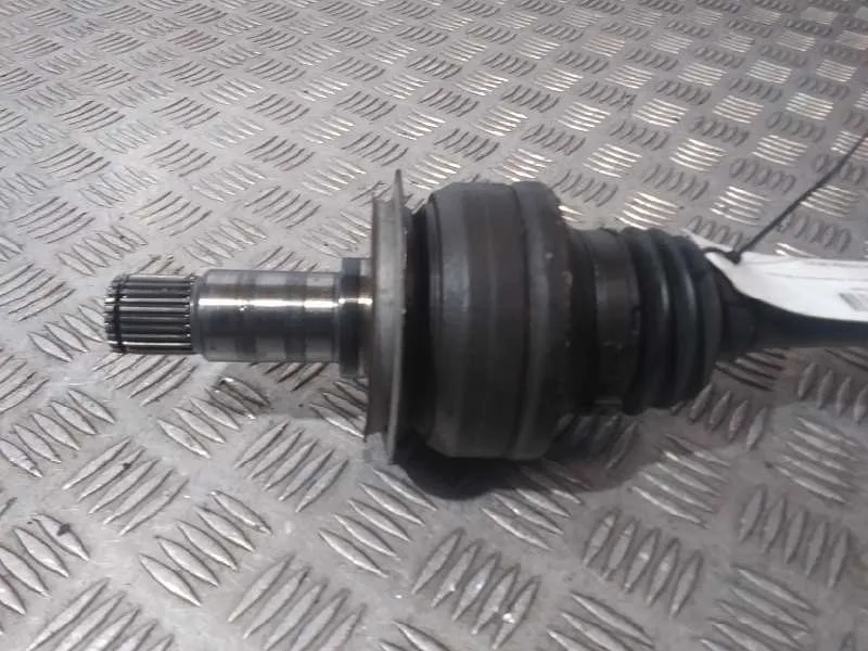 Transmision Trasera Izquierda para Mercedes-Benz Clase C (W204) Lim.